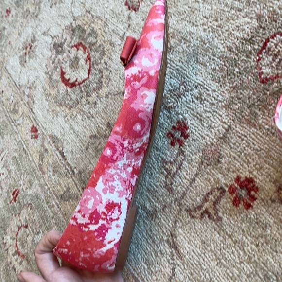 Coach-Pink Floral Flats with bows-6.5B - Picture 4 of 9